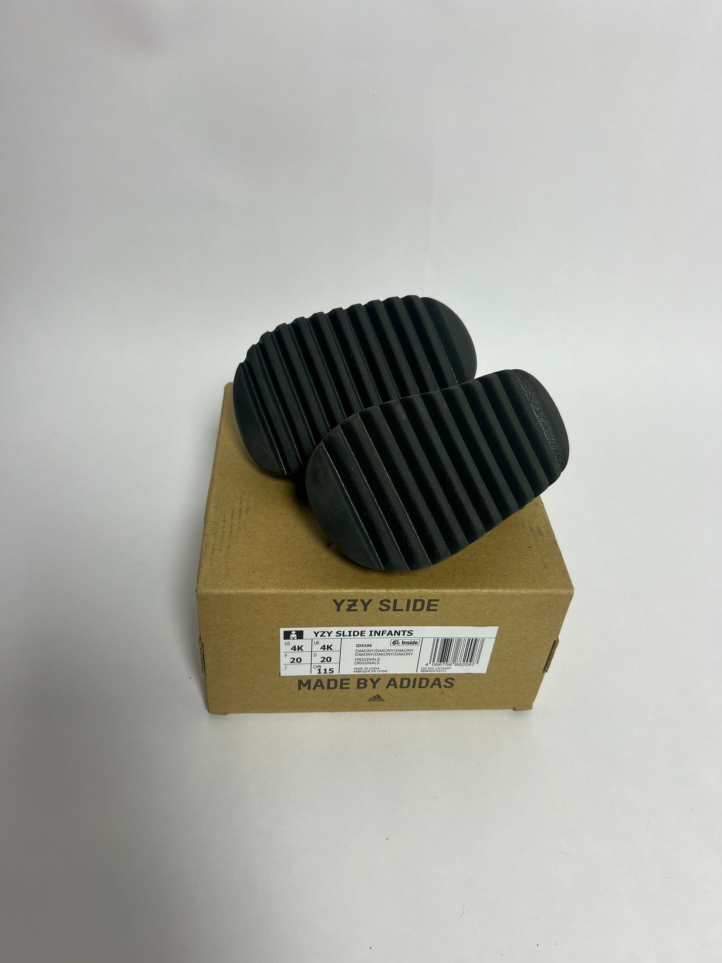 Yeezy Slide kids